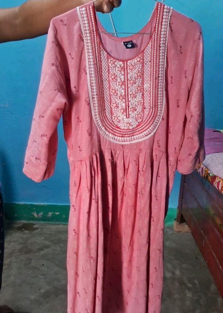 Nayra Cut Kurti