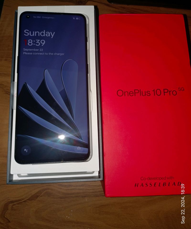 It's New One Plus 10pro 5G