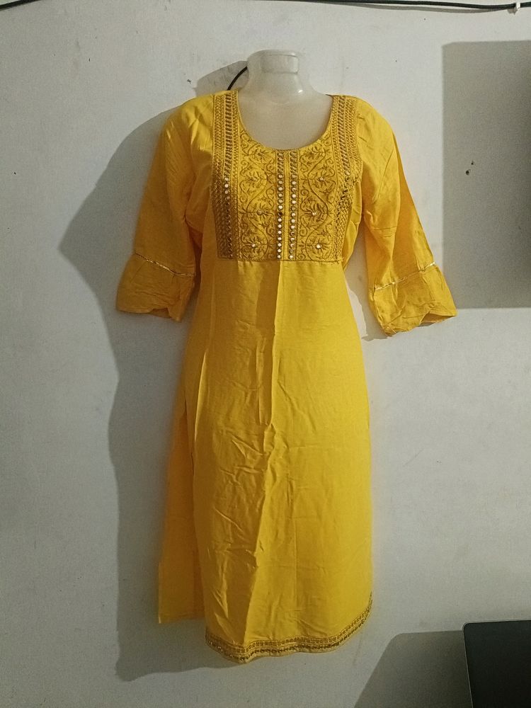 NEW KURTI NEVER USED A ONCE