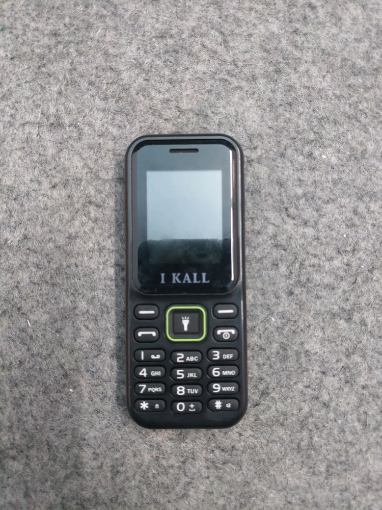 IKALL MOBILE K130 FEATURE PHONE
