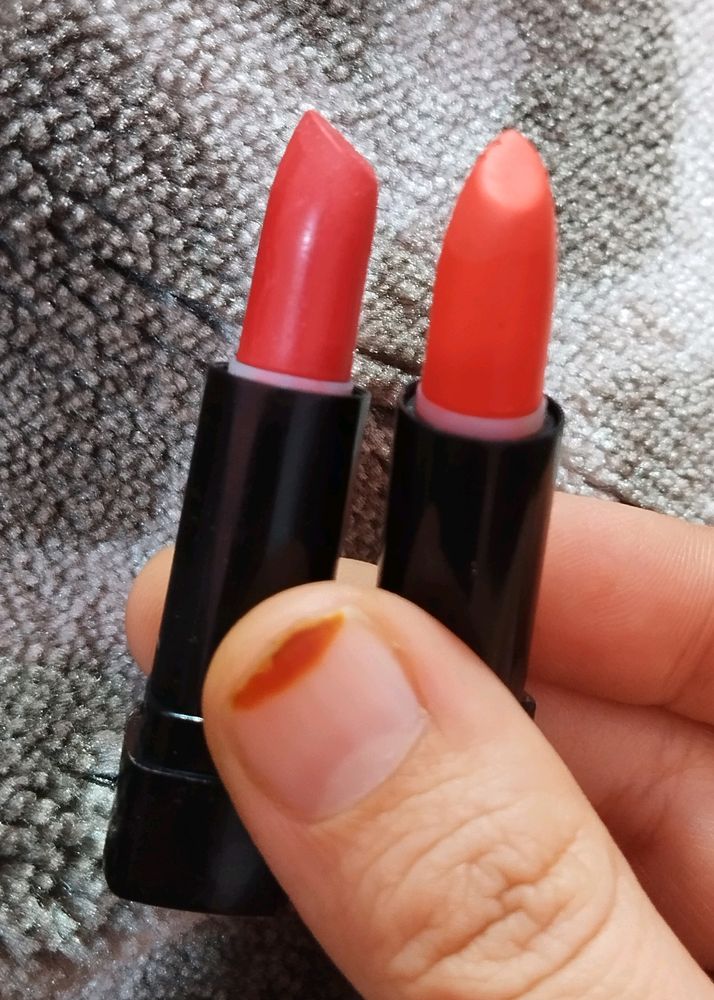 Combo Of 2Small Red And Maroon Huda Lipstick