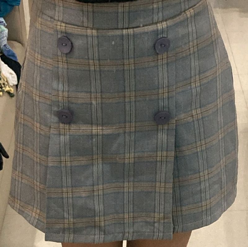 CLEARANCE SALE🎉Grey Button Skirt