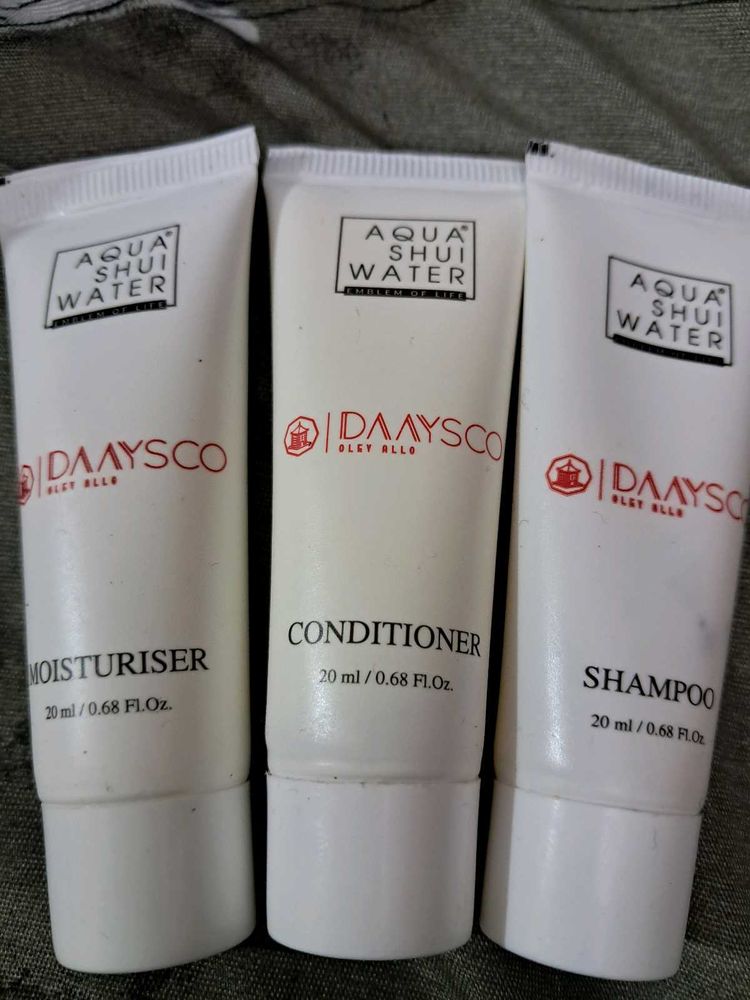 Sale On:TravelKit:shampoo,Conditioner,mositurizer