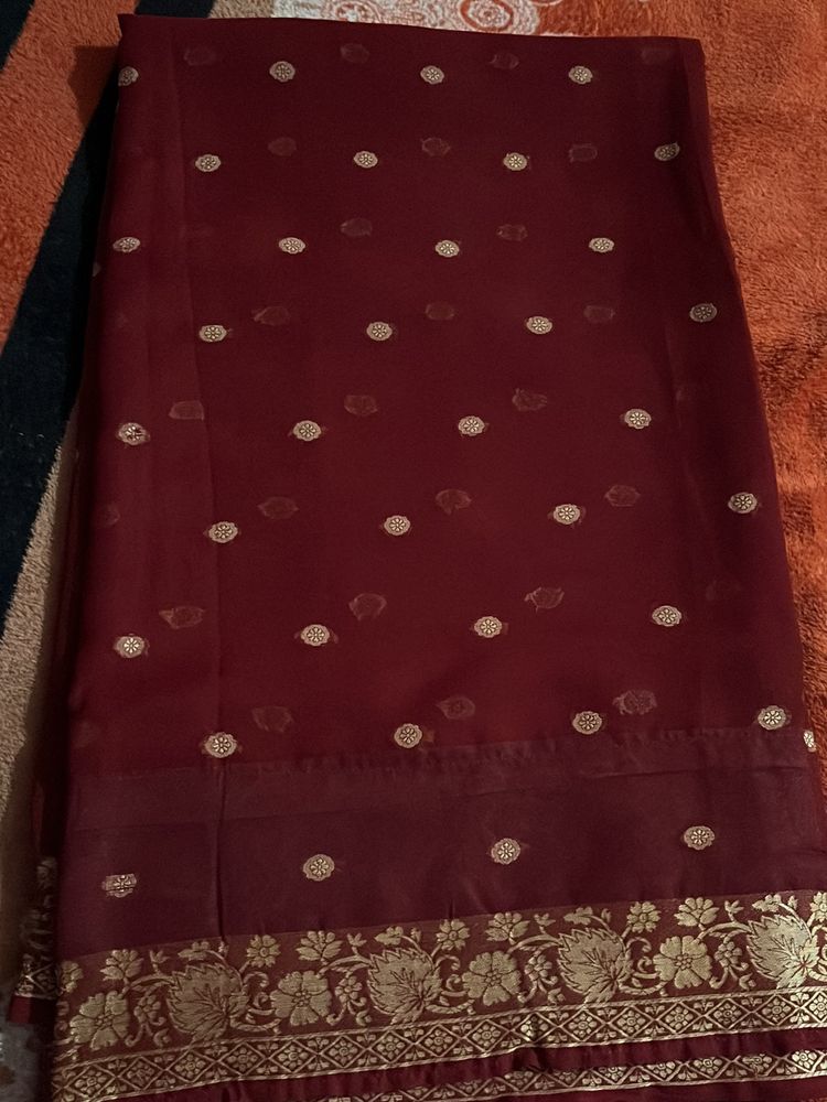 Saree With Small Buta Work