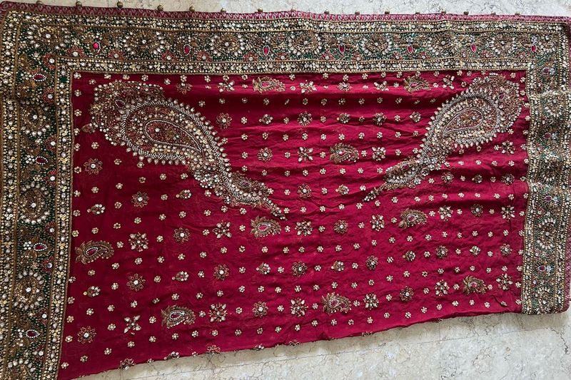 Bridal lehnga, maroon Colour