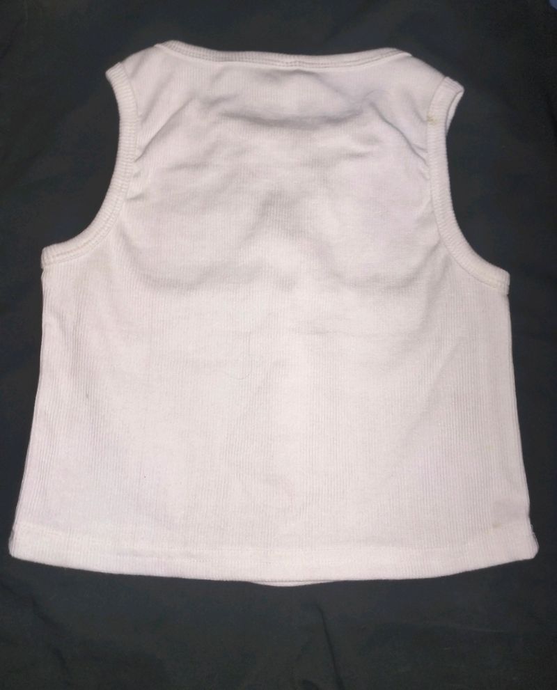 White Sleeveless Crop Top Size M