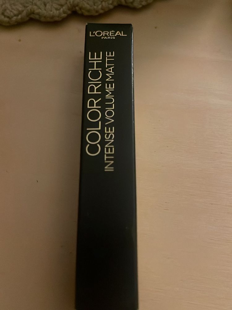 L’Oreal Matte Lipstick- Sealed Packed