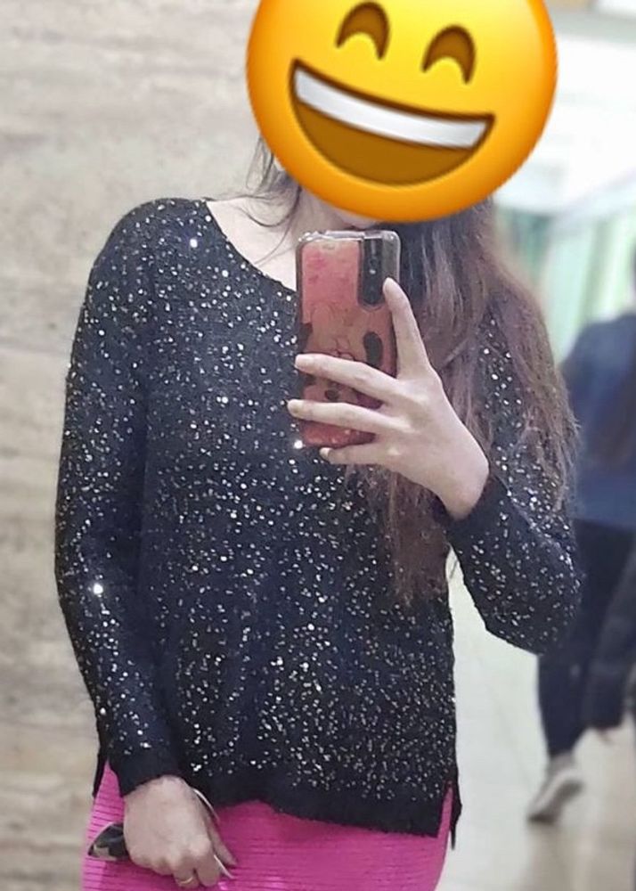 Sequins Black Sweat Top