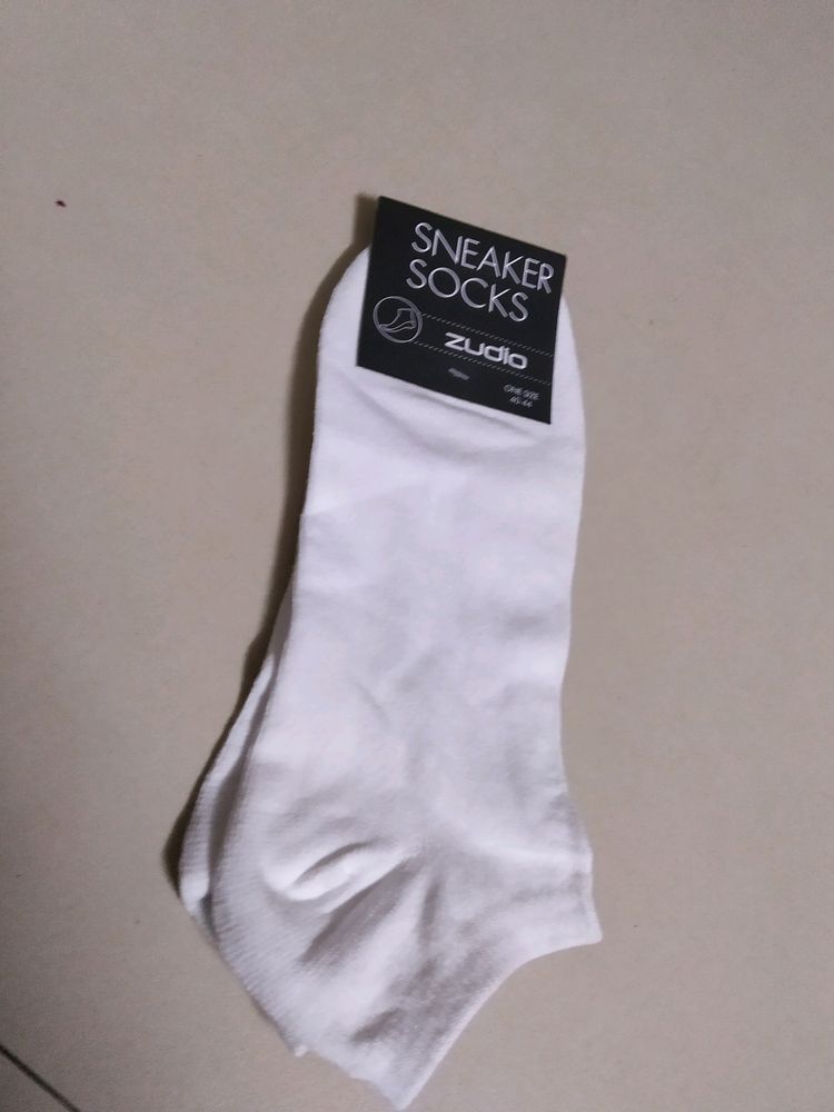 White Ankle Length Socks