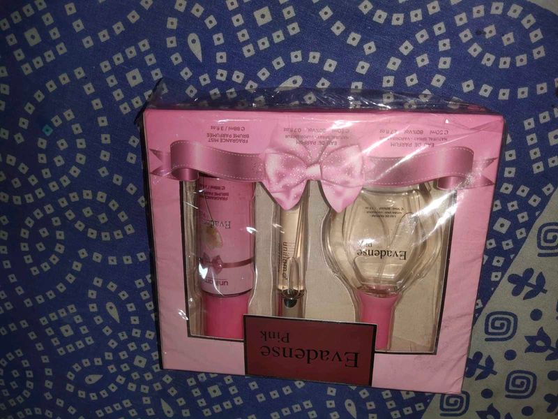 Women Imported Perfume Set Pack New