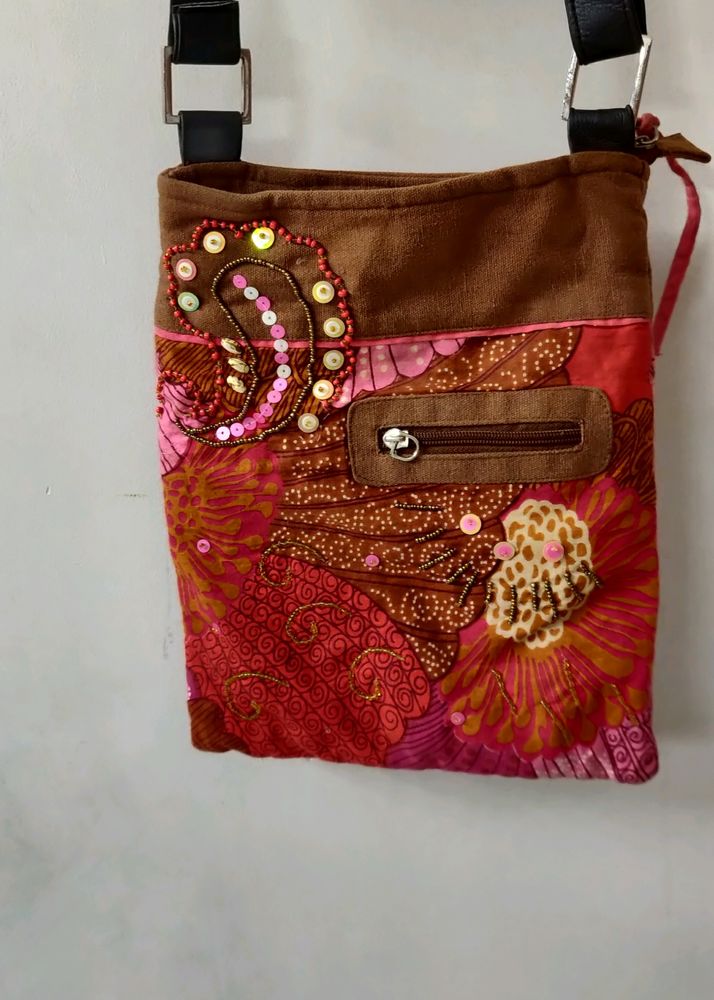 🎀🏵️ AN ETHNIC SLING BAG FOR NAVRATRAS 🏵️