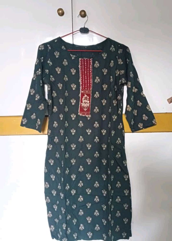 Dark Green & Maroon Kurta Set