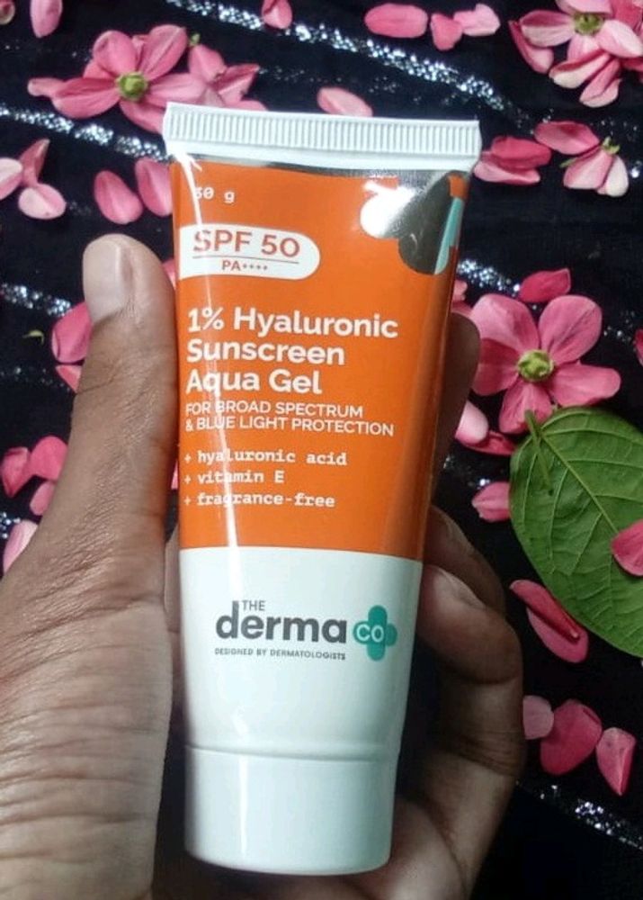 The Derma Co Hyaluronic Sunscreen Gel