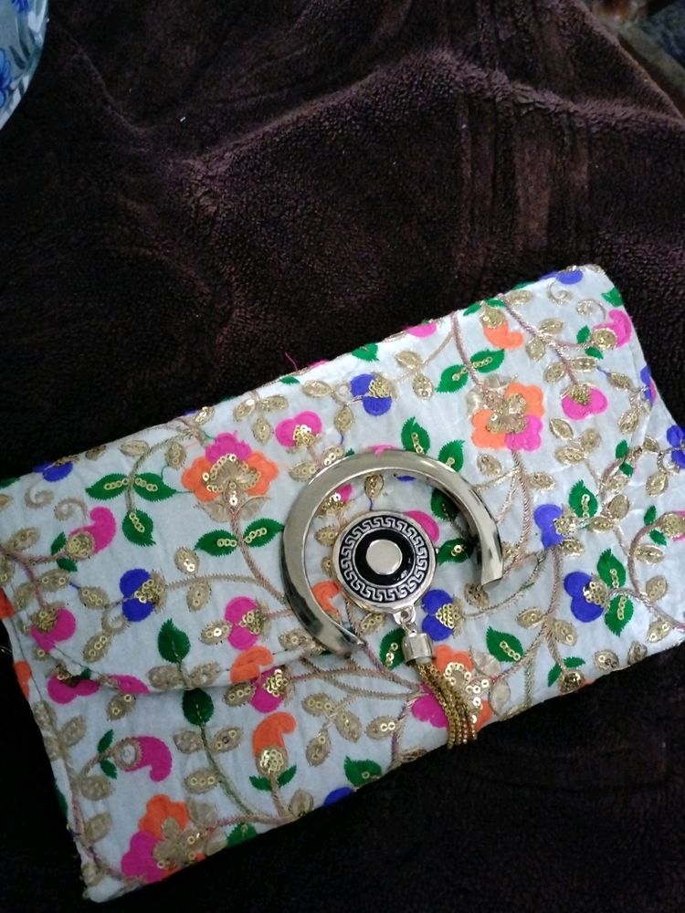 Ladies Partywear Clutches