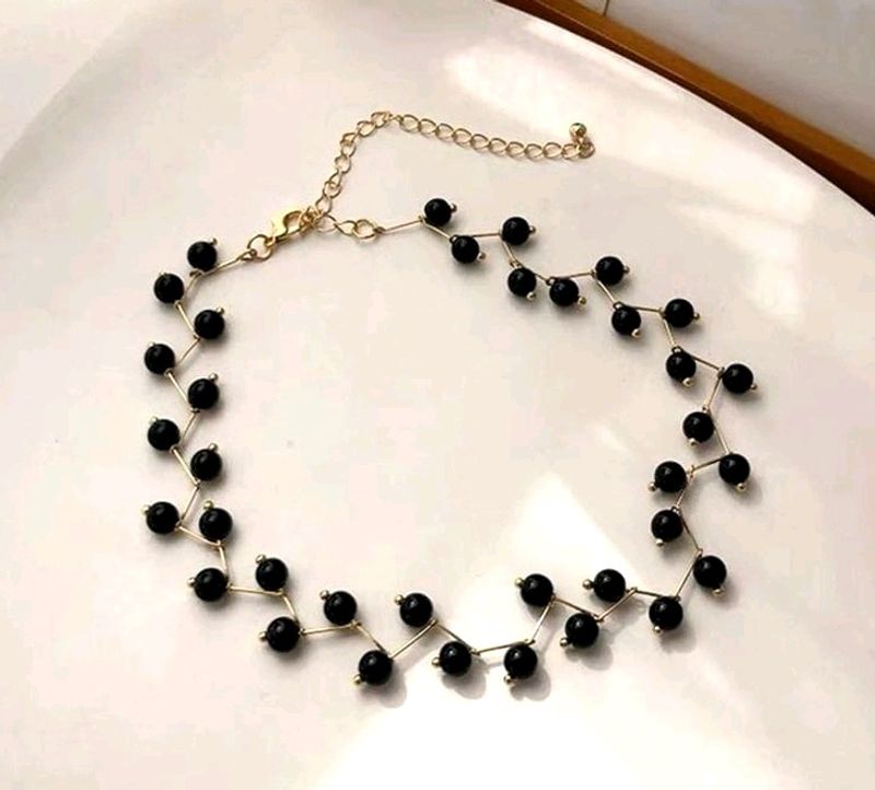 Black Pearls Choker Necklace