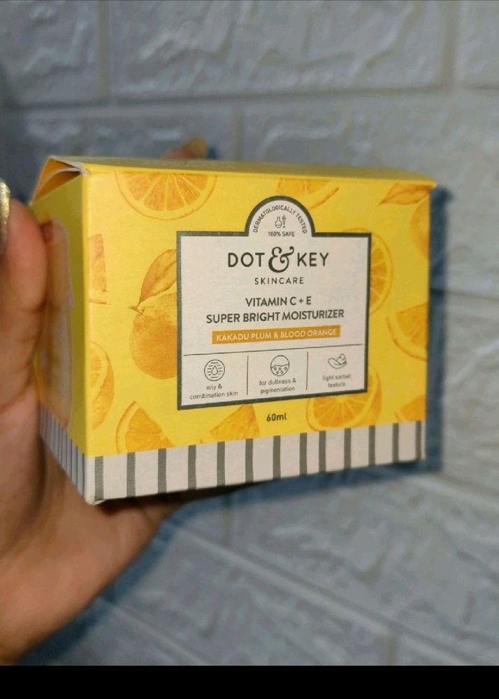 Dot Nd Key Vitamin c E Face Moisturizer New Big On