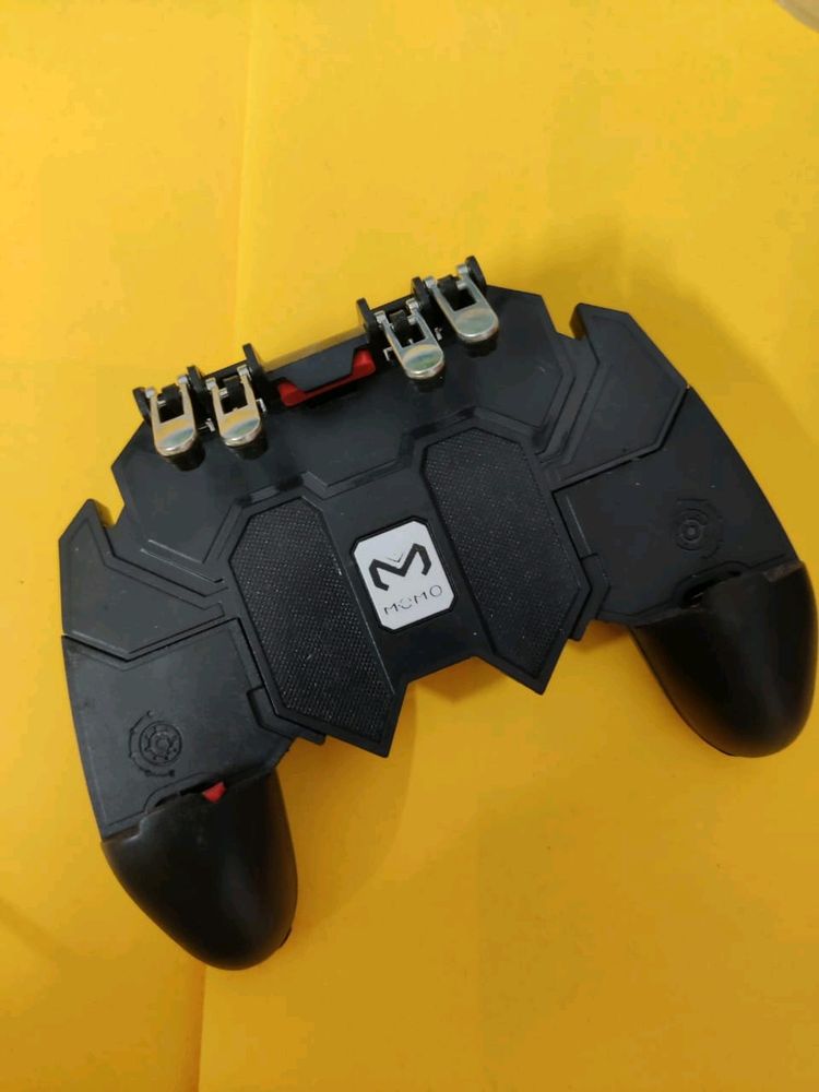 universal Mobile gaming Controller