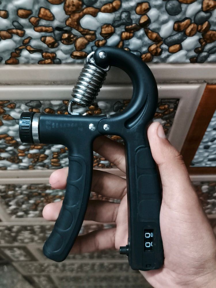 hand gripper