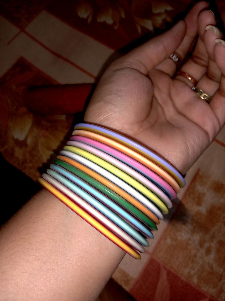 MULTI BANGLES