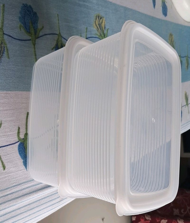 2 PC...Plastic Fridge Container