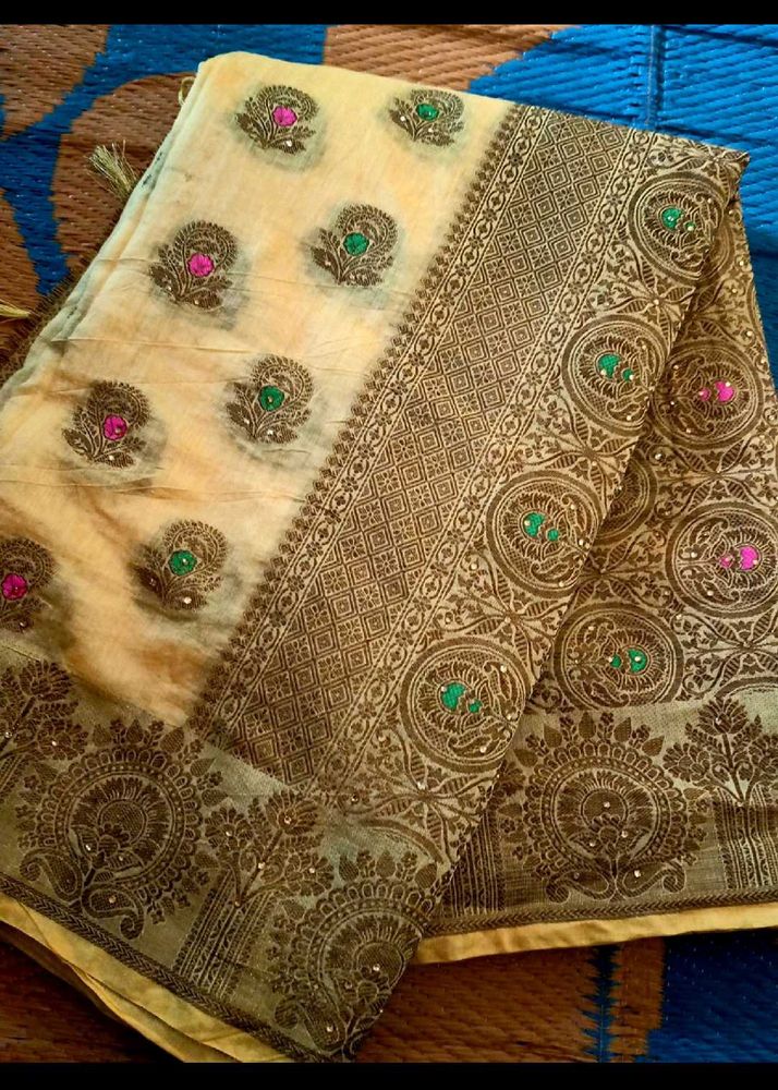 Cotton Saree With Attached Blouse