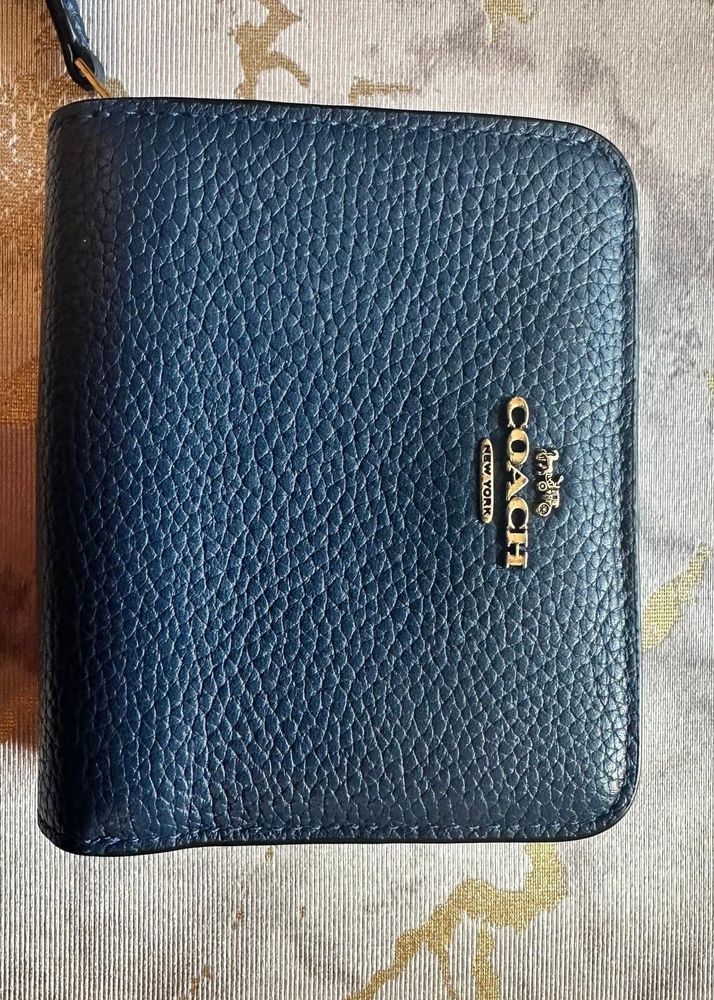 Coach Wallet , Almost In New Condition