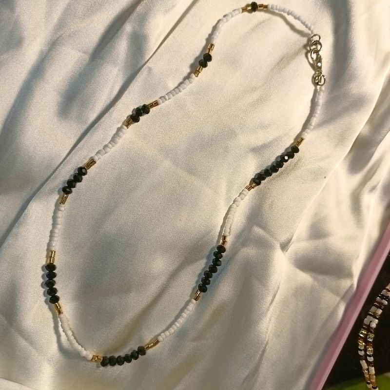 Beaded Chocker Necklace