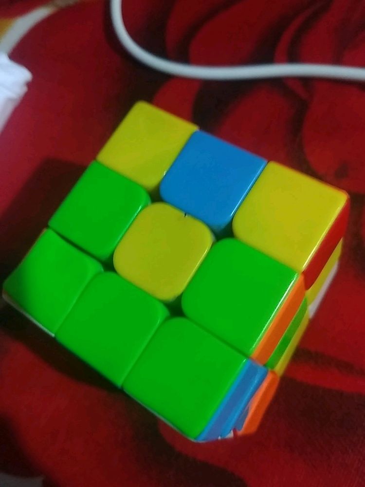 Rubix Cube well Condition but Not Properly Working