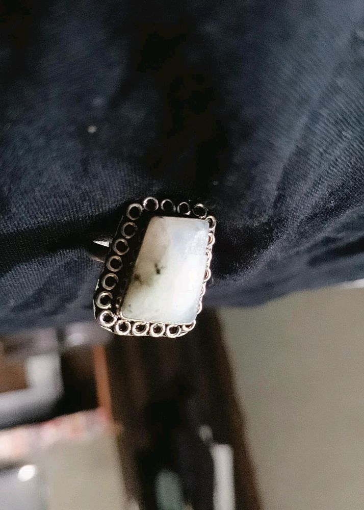 Natural Moonstone Ring 💍🎁