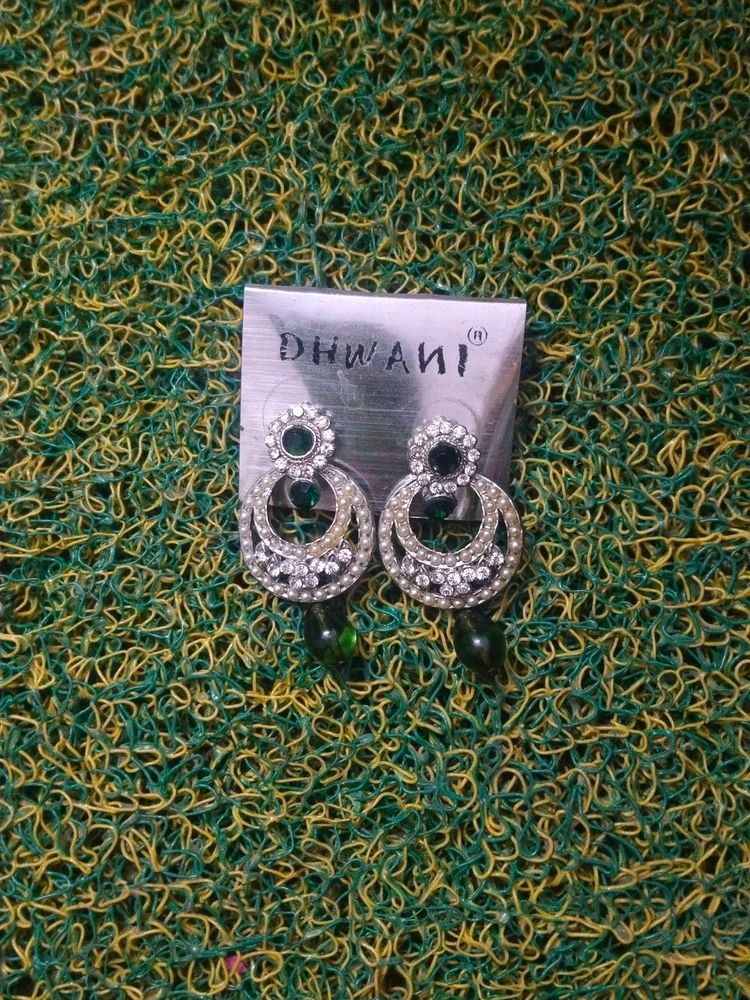 Green Colour Earings