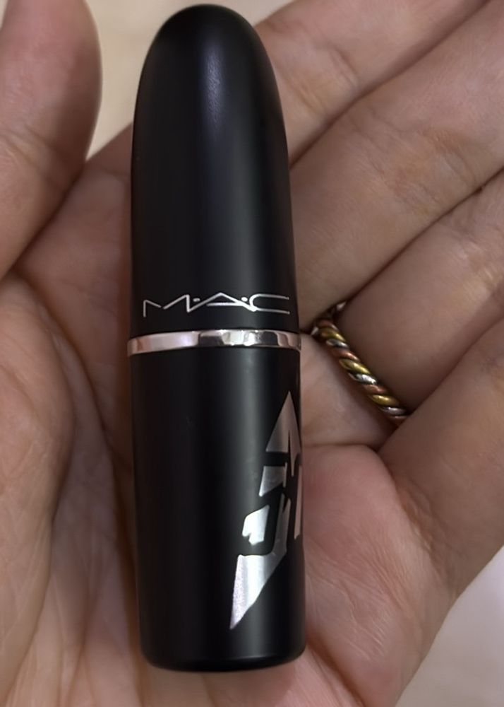 Frosted Lipstick From Mac