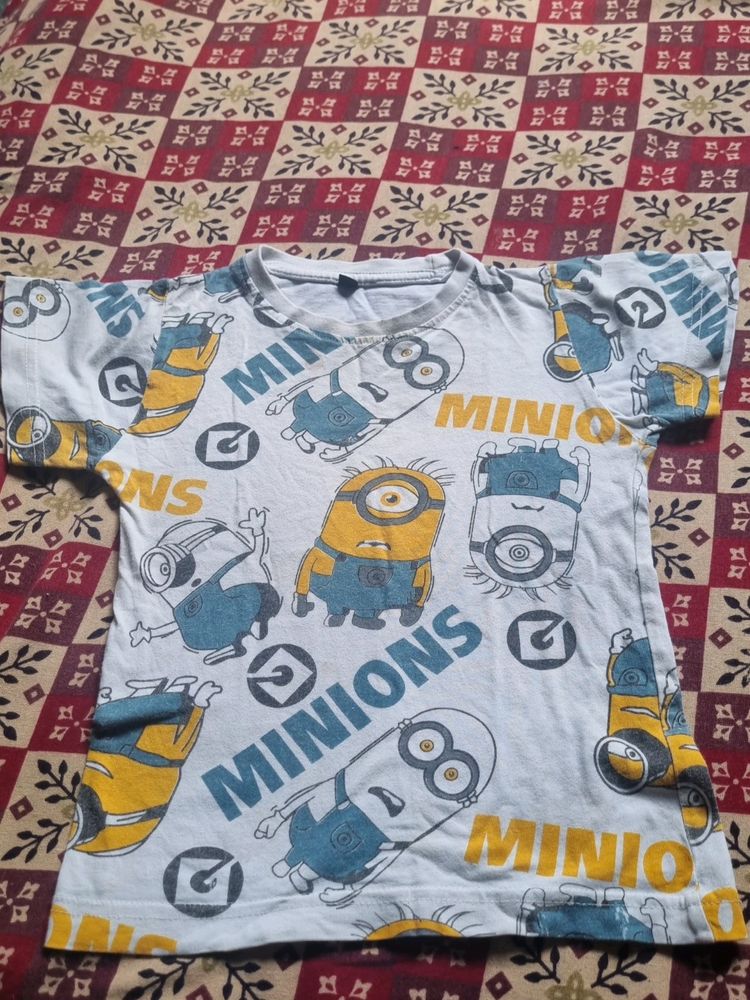 Minion T-shirt