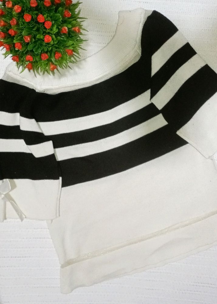 Pretty Woolen Crop Top For Women