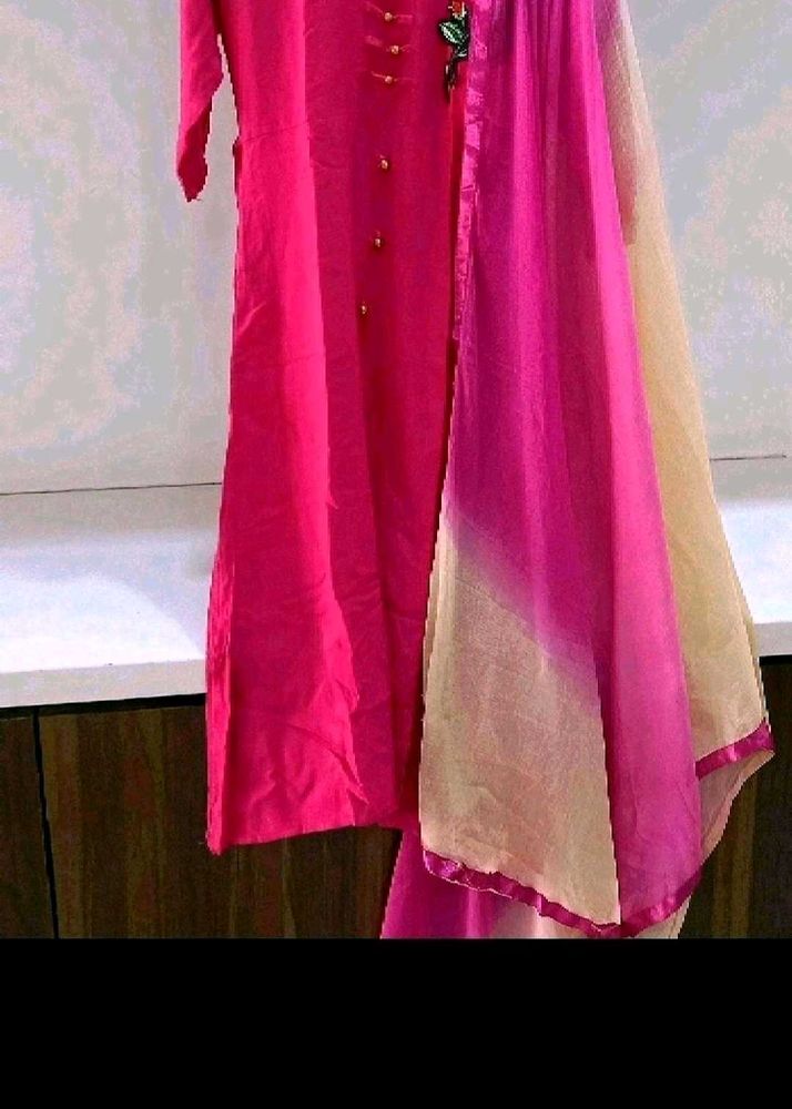 Kurti With Dupatta