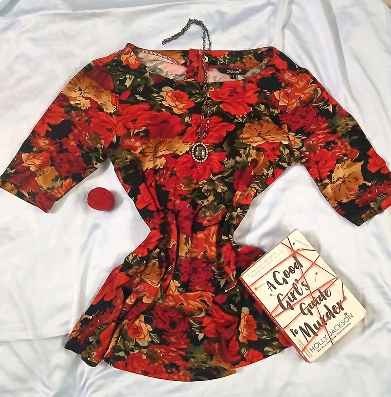 🖤⚘️Aesthetic Floral Top⚘️🖤