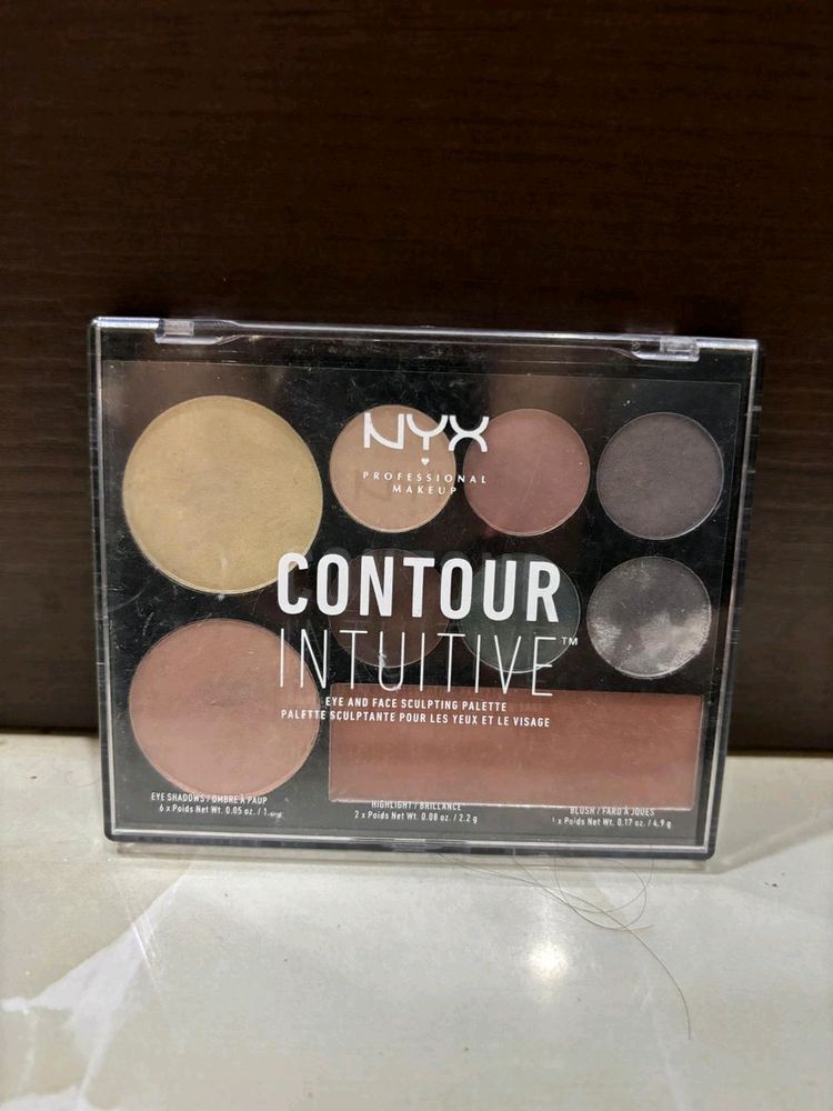 NYX Eye & Face Sculpting Palette