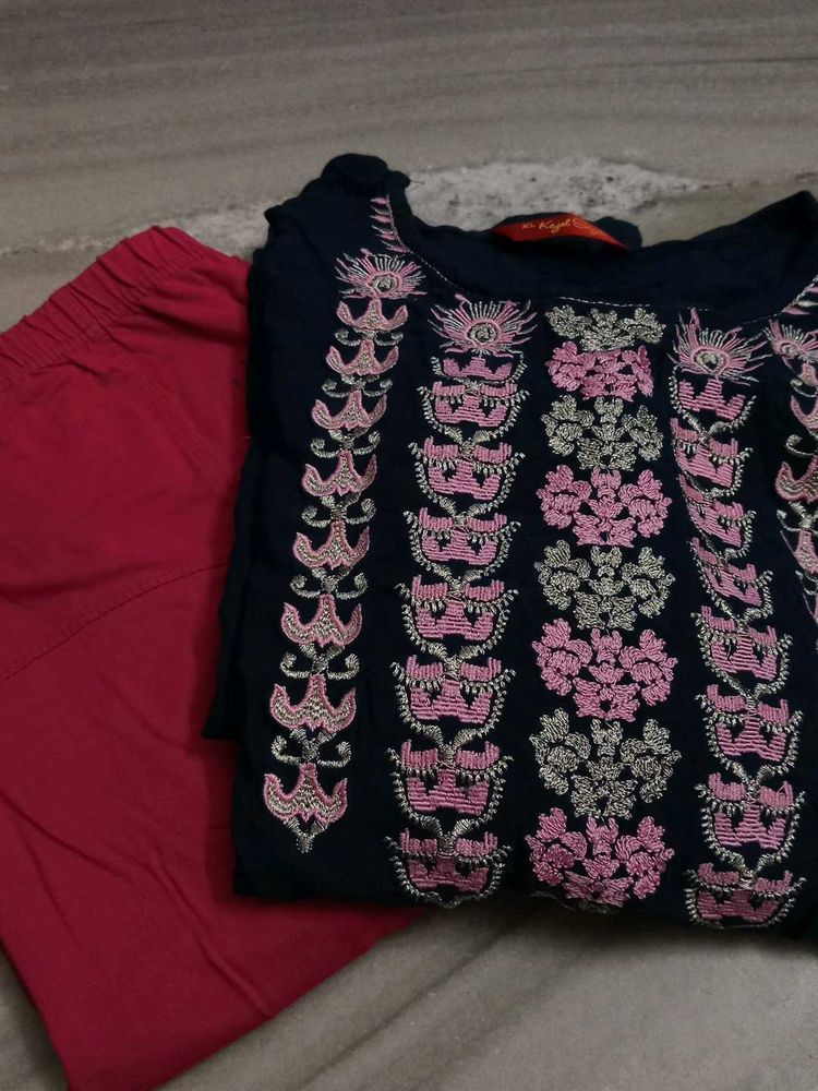 M Size Kurti Set Without Duptta