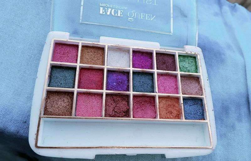 Glitter Eyeshadow Palette