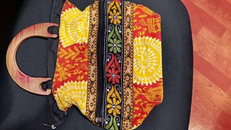 Women Printed Handbag