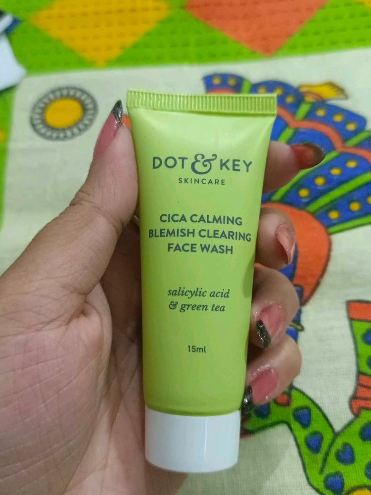 Dot & Key Cica Calming Blemish Care Face Wash