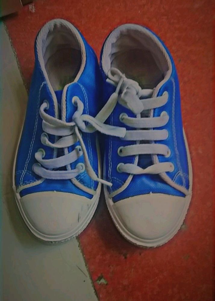 [ BOYS / GIRLS ] Blue Shoes 🔥 Used Once Only !!!