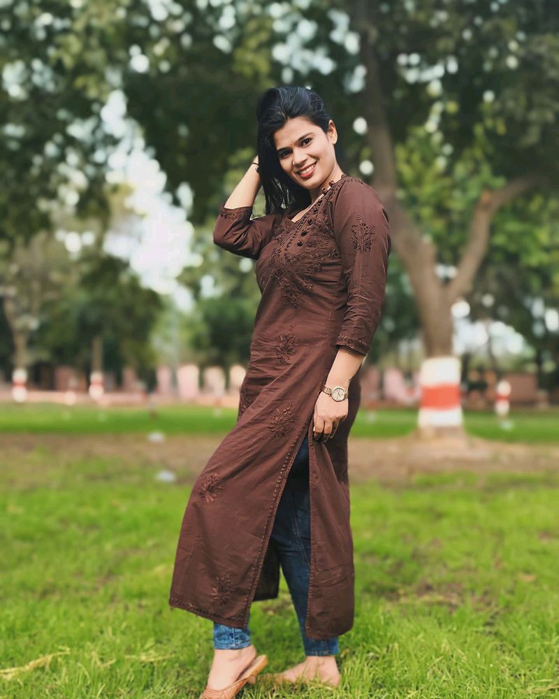 DOBBY COTTON CHIKANKARI KURTI