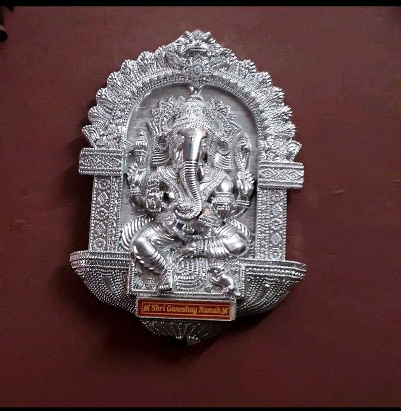 Beautiful Wall Hanging Ganesh Idols