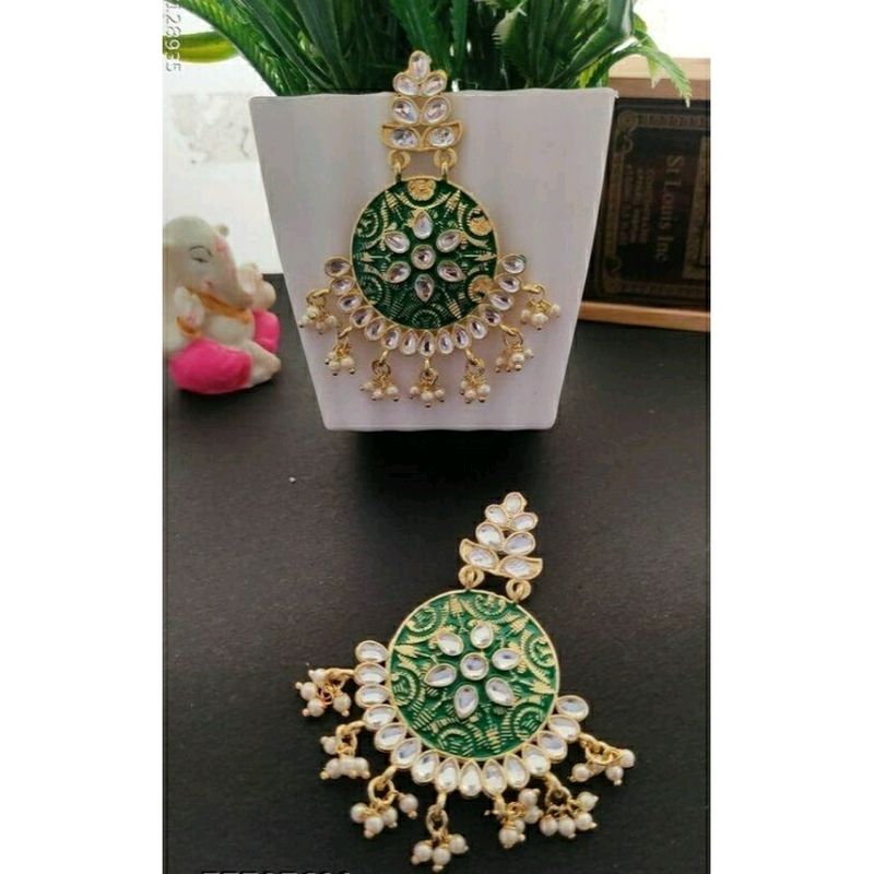 Green Kundan With Pearls Earrings