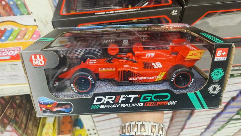 RC Drift Go F1 Car With Smoke