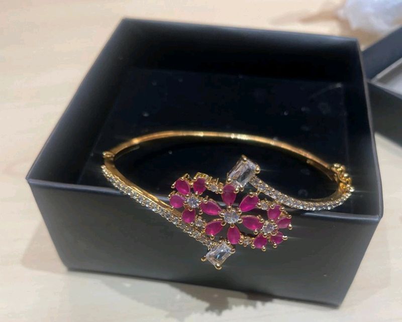 Avon Brand New Ruby Garden Openable Bangle/Bracele