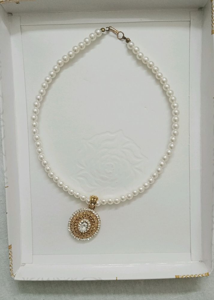 Pearl Chain