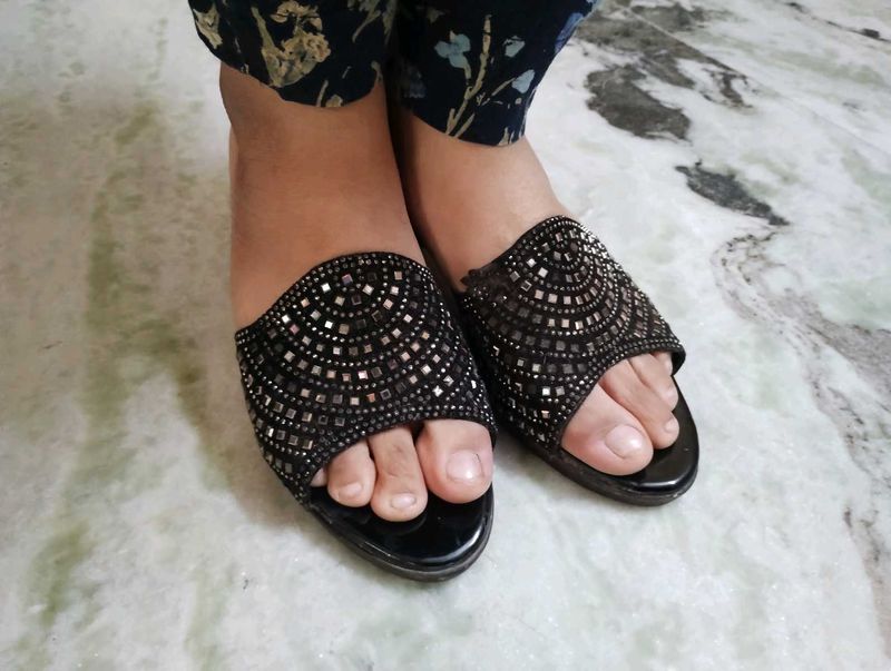 Black Sandal