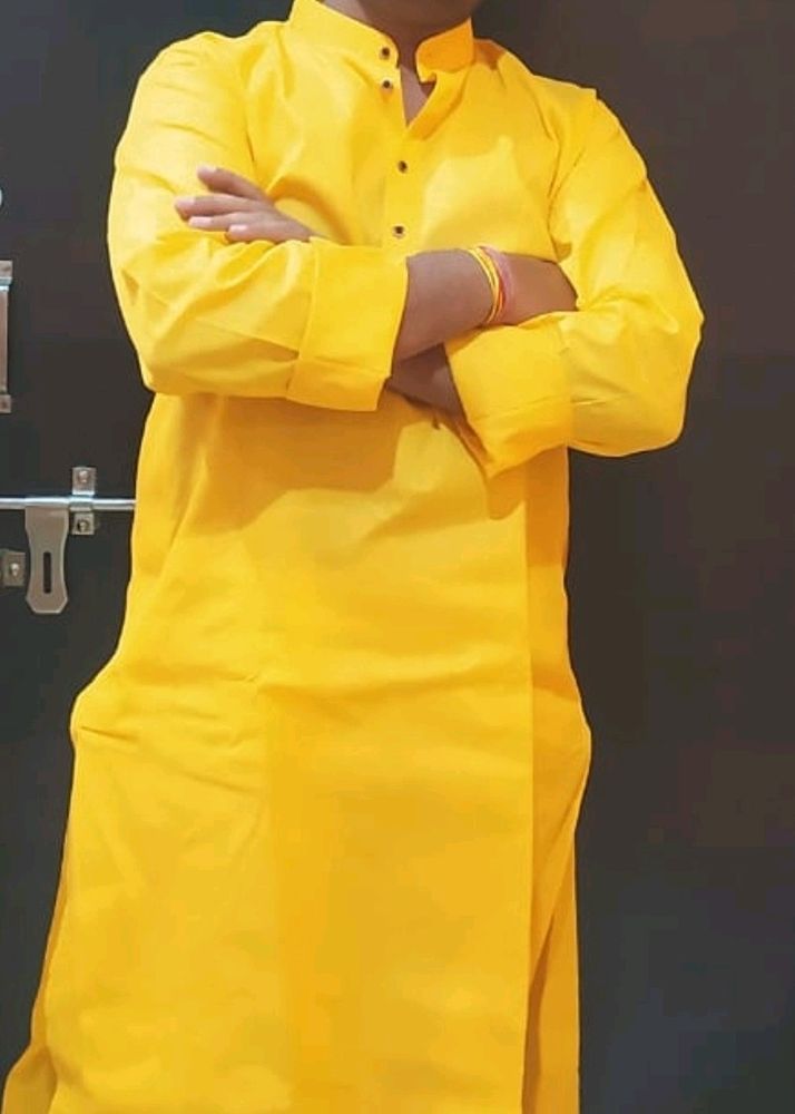 Man's Ethnic Yellow Kurta With Paijaama