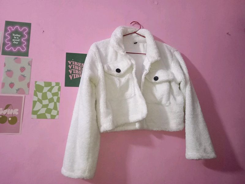 Crop woollen Jacket